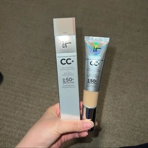 It Cosmetics CC+ Cream in Light
